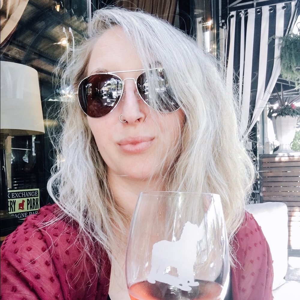 Meet your Posher, Elizabeth